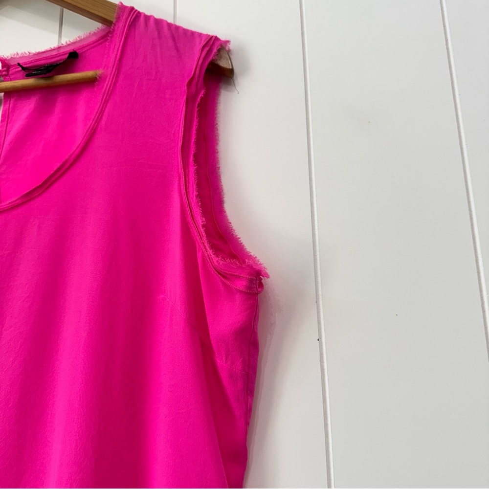 St John Silk Blend Sleeveless Blouse Top Pink Women’s Size 12 - Picture 3 of 13